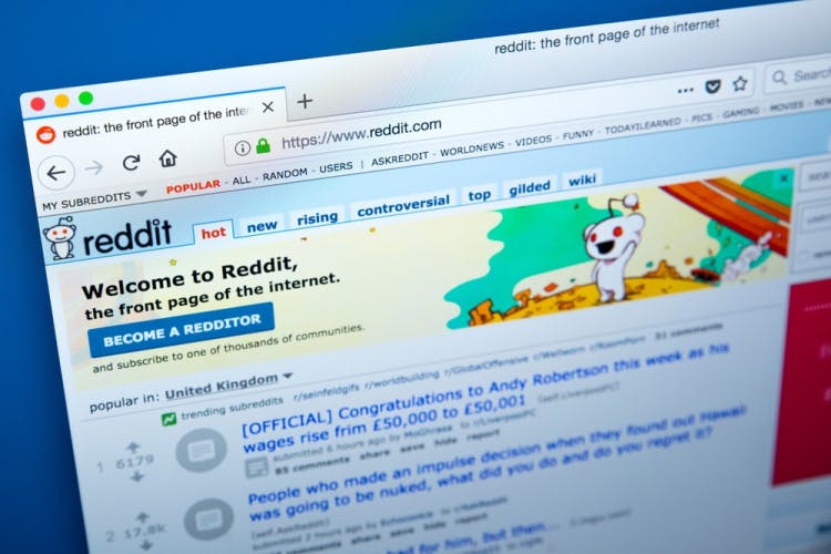 Screencap of the Reddit website homepage in 2018.